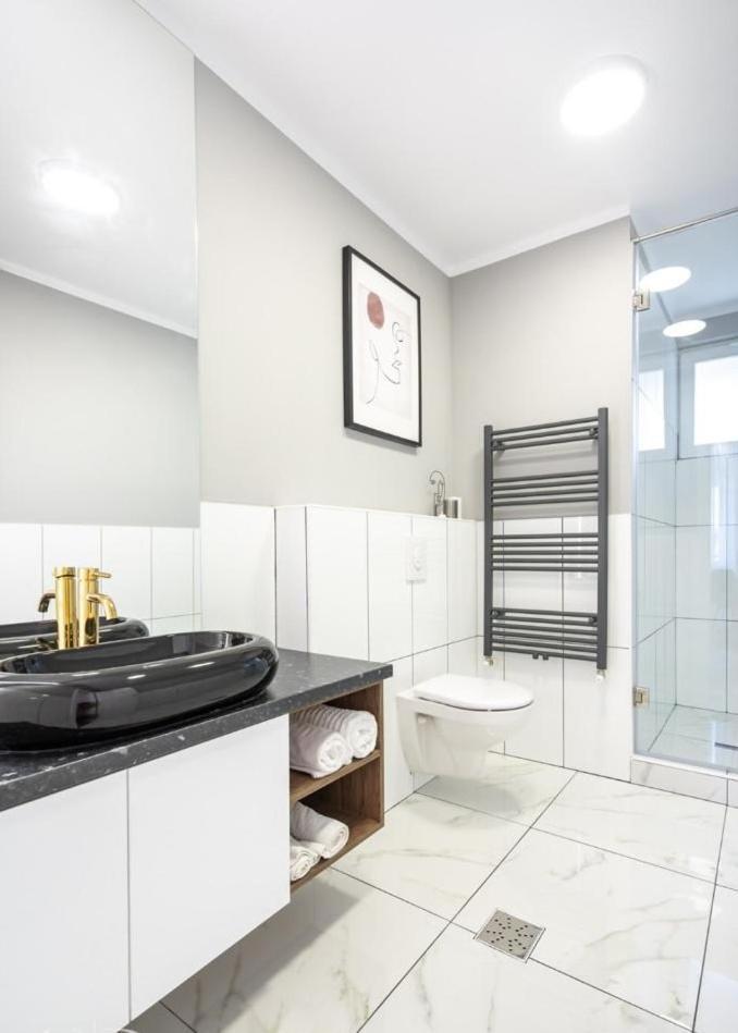 Majestic Apartament With View In Magheru Bucharest Luaran gambar